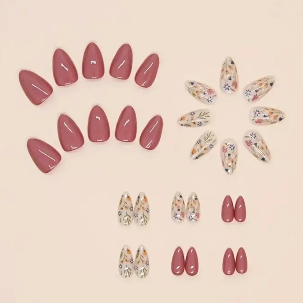 24 Pieces Fake Press On Nails
